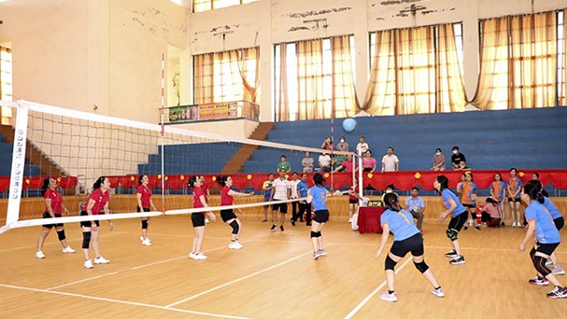 kích thước sân bóng chuyền hơi